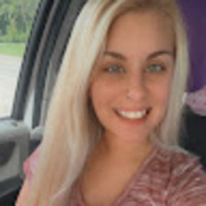 Meet your Posher, Katelyn